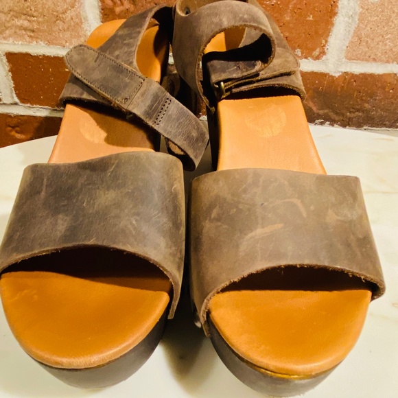 Mila Paoli Italian Distressed Brown Leather Crazy Horse Sandals SZ EU 39 US 8.5 - Picture 9 of 9